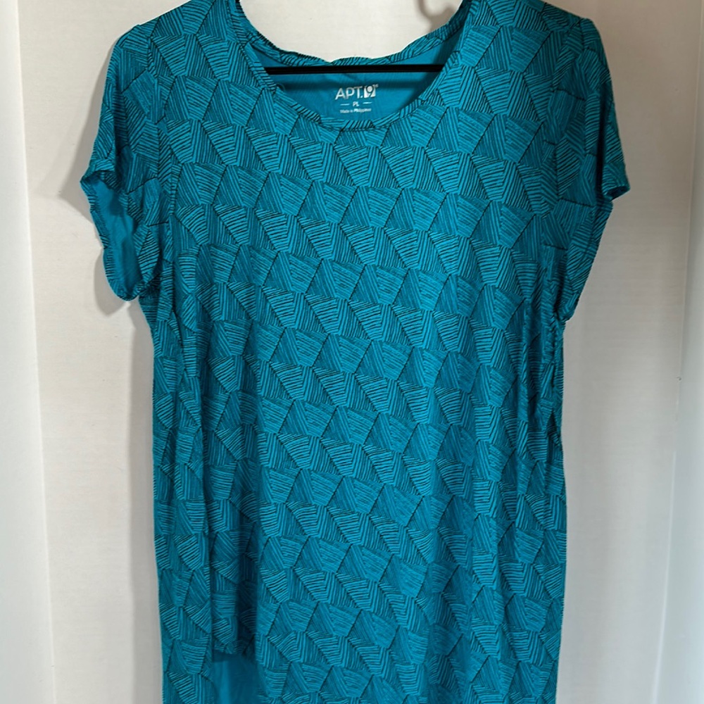 Apt 9 black and blue geometric print short sleeve top size petite large